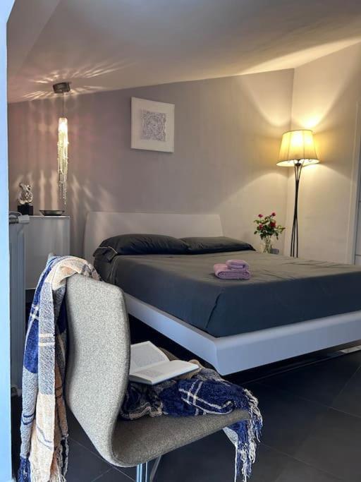 Elegante Appartamento Privato In Palazzo Storico Del XVIII - Pieno Centro Nicosia Bagian luar foto
