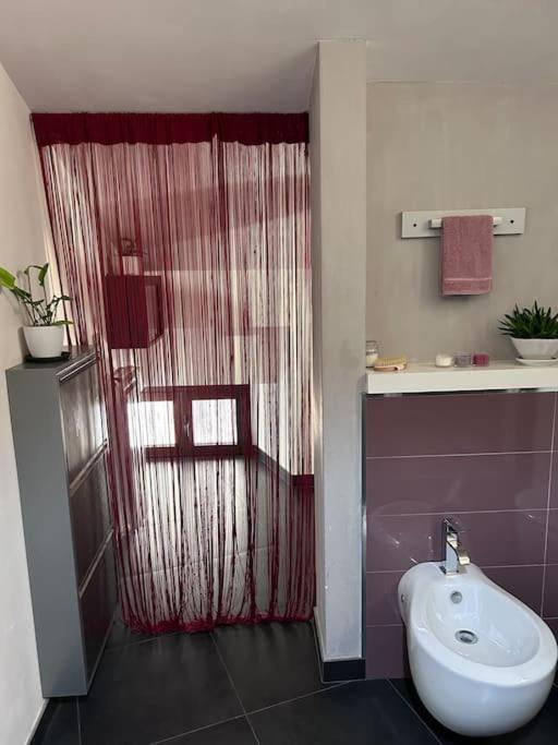 Elegante Appartamento Privato In Palazzo Storico Del XVIII - Pieno Centro Nicosia Bagian luar foto