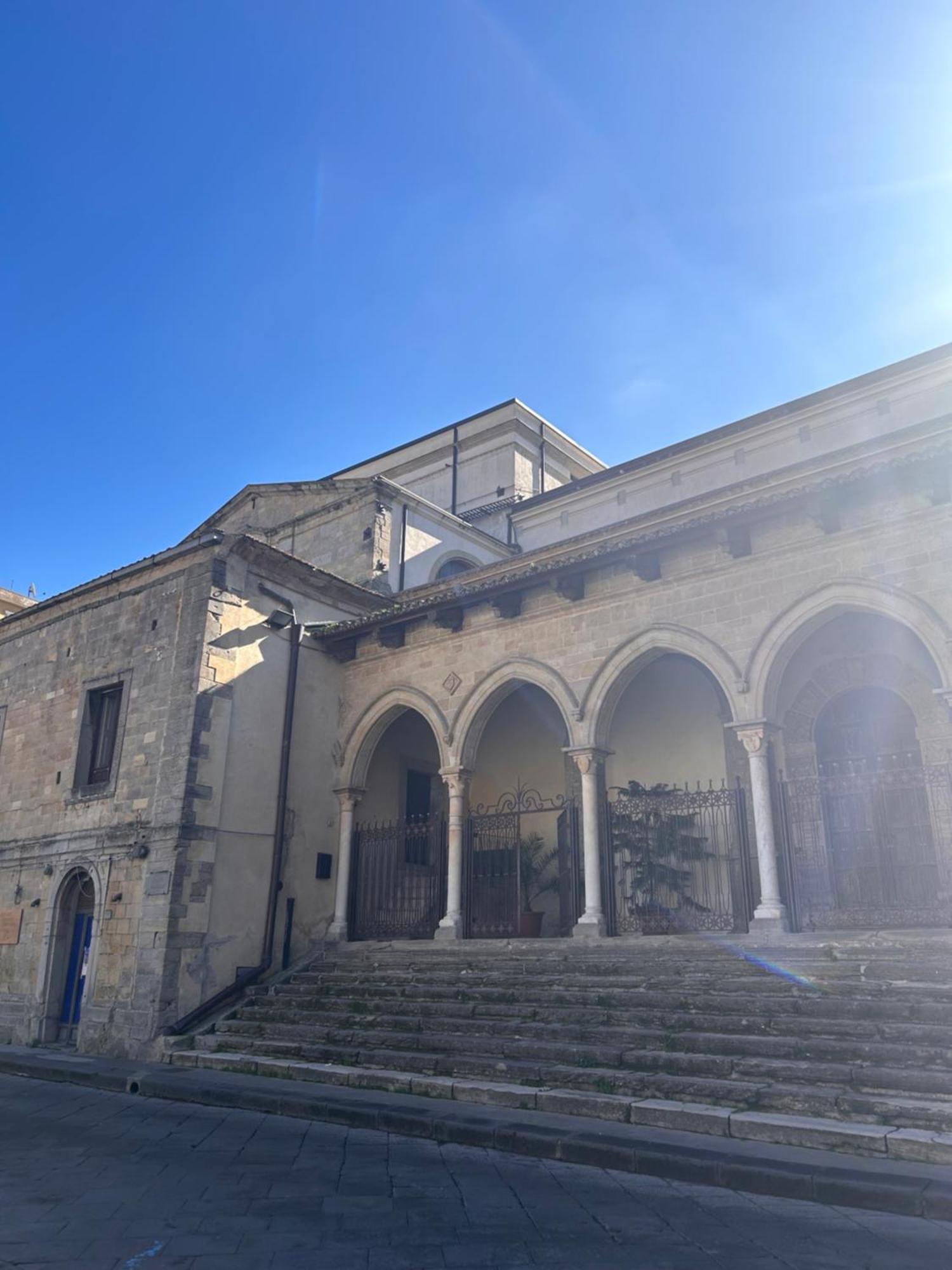Elegante Appartamento Privato In Palazzo Storico Del XVIII - Pieno Centro Nicosia Bagian luar foto